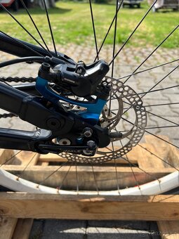Slopestyle dirt kolo rose the jester M - 8