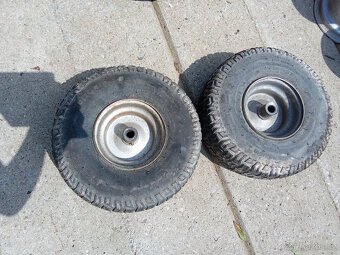 Kolo zahradní traktor - 8