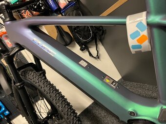 CUBE Reaction Hybrid RACE 800 vel.L a XL 2026 NOVÝ MODEL Pol - 8