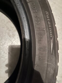 Prodám zimni nexeny 235/45R18 - 8