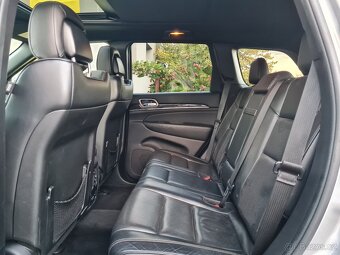 Jeep Grand Cherokee 3.0CRDi 184kW OVERLAND 108tKMM - 8