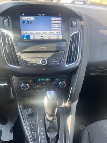 Ford Focus ST line 1.5 i  110 kw  2/2018 - 8