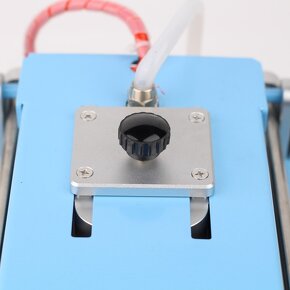 TBK 268 automatický otvírač telefonů a displejů a krytů - 8