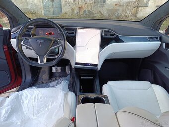 Tesla X PERFORMANCE Europe 7 mistne plne pojizdne - 8
