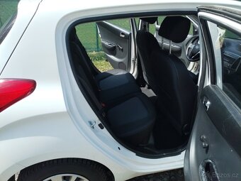 Hyundai i20 1.2 benzín-Koup.ČR,1 MAJITEL, PO VELKÉM SERVISU - 8