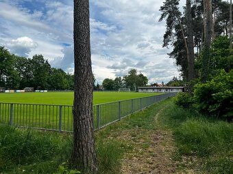 Pozemek pro stavbu RD s lesem-Loučeň 2537m2, 6 200 000,- - 8
