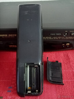 Videorekordér PANASONIC NV-SD450EE - 8