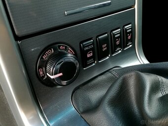 Nissan Pathfinder 2.5 dCi 140kW Navigace-kamera-TZ-7 míst - 8