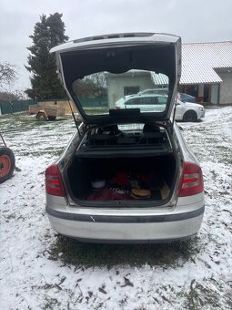 Škoda Octavia ||, 2004 - 8