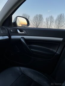 Škoda Octavia Scout 4x4 DSG Individual - původ ČR. - 8