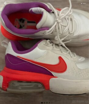Nike 41 - 8