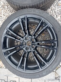 Stav nových 20" ORIGINAL BMW M5 styl 706 r.v. 2018 - 8