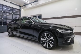Volvo V60 B4 145kW Inscription el.tažné, FullLed, Kamera, C - 8