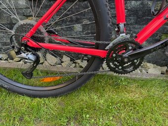 Specialized Rockhopper  vel. M  kola 29 - 8