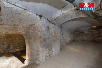 Prodej nájemního domu, 970 m², Opočno, ul. Baštecká - 8
