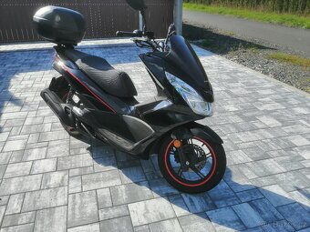 Honda PCX 125 (+105 km/h) STK 09/29 - 8