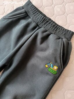 2x podzimní tepláky, 122/128 - 8