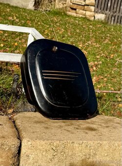 Jawa CZ kyvacka, CZ - kastlík na baterii - 8