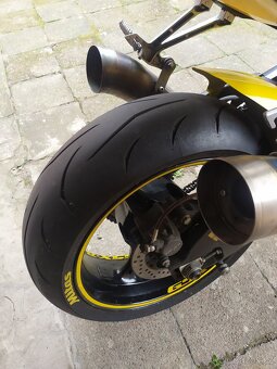 Suzuki gsx r - 8