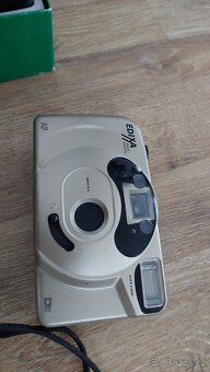 Retro fotoaparát 3x - 8