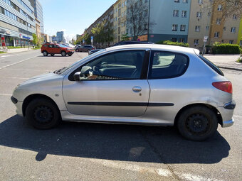 Peugeot 206, 1.1 benzín + LPG (nová nádrž) - 8