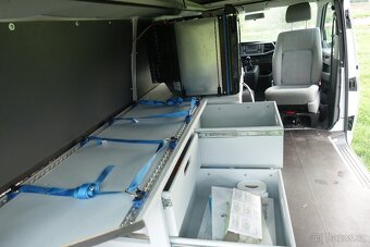 VW Transporter obytný 2021, 22 000 km - 8