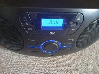 Rádio,USB,CD,AUX - 8