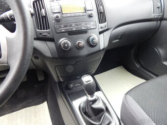 Hyundai i 30CW 1,6 CRDI - 8