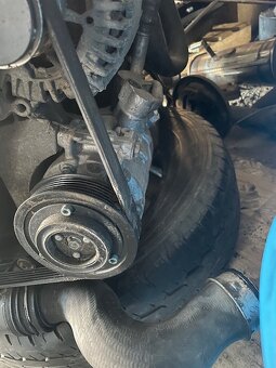 Škoda octávia II  1,9 ,77kwBXE - 8