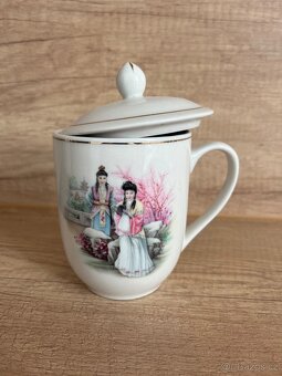 Starožitný porcelánový set hrnků - 8