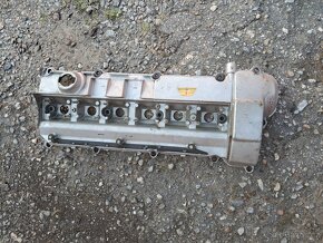 BMW kryt motora a víko m52 VANOS - 8