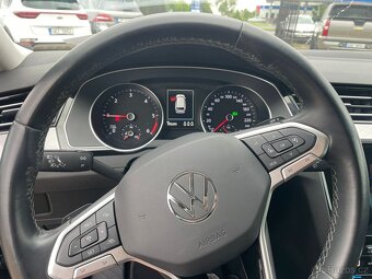 VW PASSAT B8 - 8