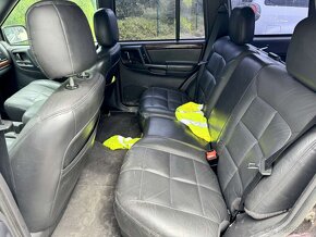 JEEP GRAND CHEROKEE 5,2i V8 - 8