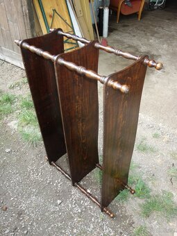 Starý etažér - 8