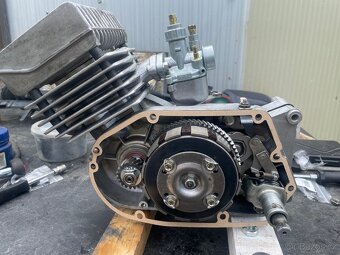 Prodám Simson SR 50 skútr motor po go - 8