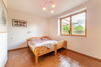 MIROŠOVICE - DŮM S VÝJIMEČNÝM KOUZLEM - 8