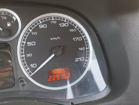 Peugeot 307sw, 2.0 benzín - 8