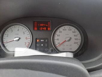 Dacia logan 1.6 benzín. 7mist - 8