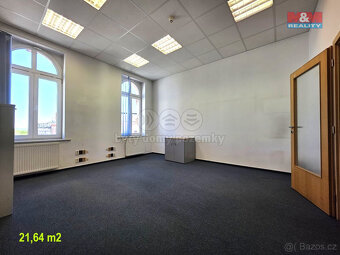 Pronájem kanceláří, lukrativní místo v Chebu, ul. Májová - 8