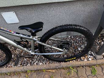 Dětské horské kolo Scott Scale RC 24 Disc – TOP stav - 8