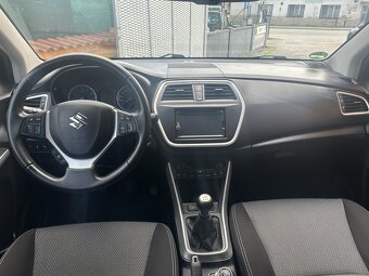 Suzuki S-Cross 1.6i 88kW 4X4 - 8