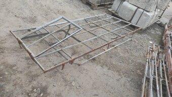 Stará železná okna, 12 ks-100x220cm, fabrické okno - 8