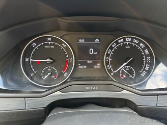 Škoda Superb 3 2.0 tdi manuál - 8