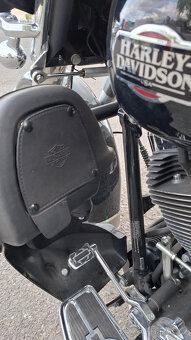 HARLEY-DAVIDSON Triglide /Tříkolka/ - 8
