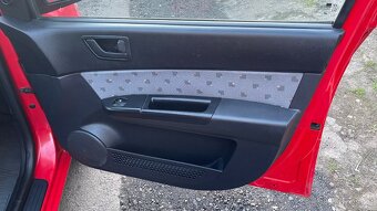 Hyundai GETZ - rok 2005, 1,3 cm3, Benzín, 62kW - 8