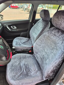 Prodám pěknou Škodu Fábii 54 000 KM. - 8