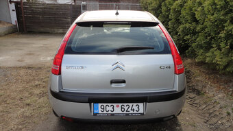 Citroen C4 1.4i 65kw rok 2005 STK 02/2027 v ČR jeden majitel - 8