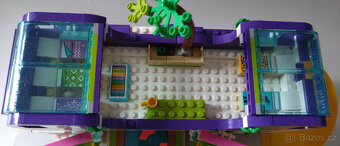 LEGO Friends - Autobus Přátelství - 8
