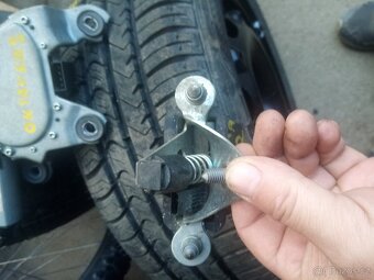 PRODAM=ZAMKY 5 DVERI-SKODA OCTAVIA 2,A ROMSTR - 8