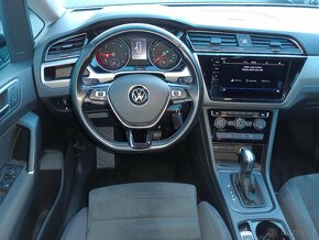 VW Touran Comfortline 2.0TDI 110kW DSG Tažné FULL LED - 8